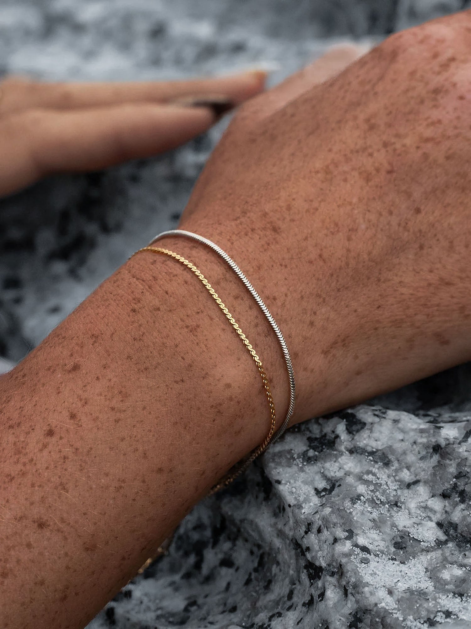 SQUARE CHAIN BRACELET